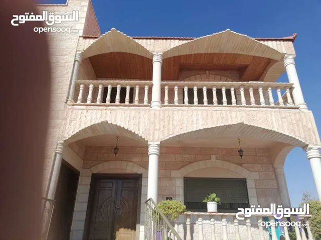 منزل مستقل للبيع مساحة 442 مكون من طابقين الطابق الاول مستقل وشقتين الطابق الثاني كل شقه مستقله