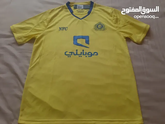 الطقم نادي النصر السعودي لموسم 2015/2016 الاصلي (الطقم كامل)