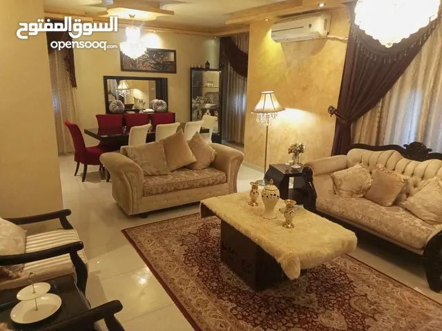 220m2 4 Bedrooms Apartments for Sale in Amman Tabarboor