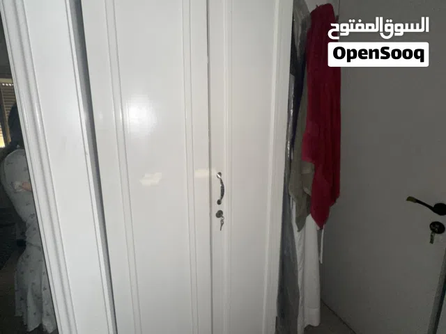 بيع كبت ملابس او جواتي الي تبيه ينفع