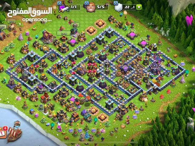 للبيع حساب كلاش اوف كلانس تاون 15 بسعر منخفض عن السوووق وفيها كعكه السنة الخامسه النادره