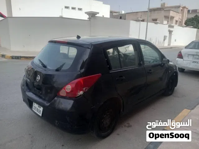2008 نيسان تيدا