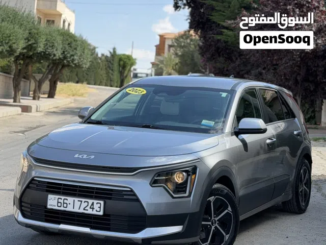 2023 كيا نيرو LX
