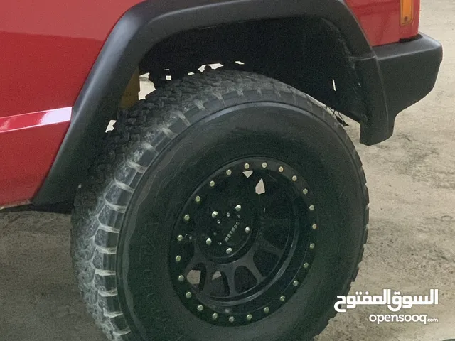 Method 15 Tyres in Al Batinah