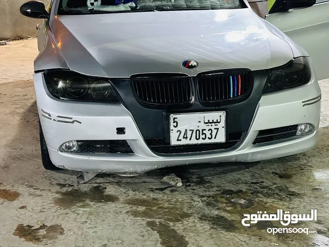 سيارة Bmw 320