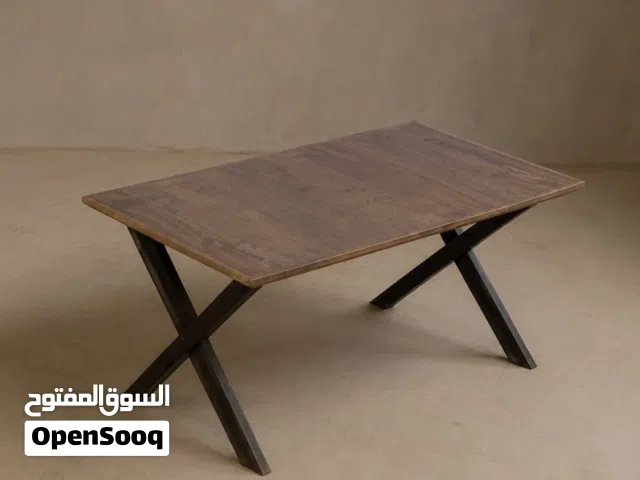 طاولات خارجية