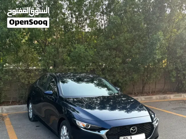 2021 مازدا 3 Standard