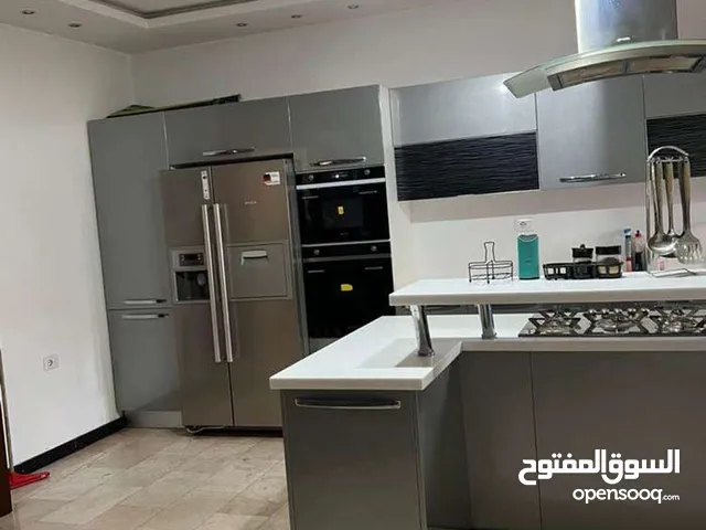 560m2 More than 6 bedrooms Villa for Sale in Tripoli Souq Al-Juma'a