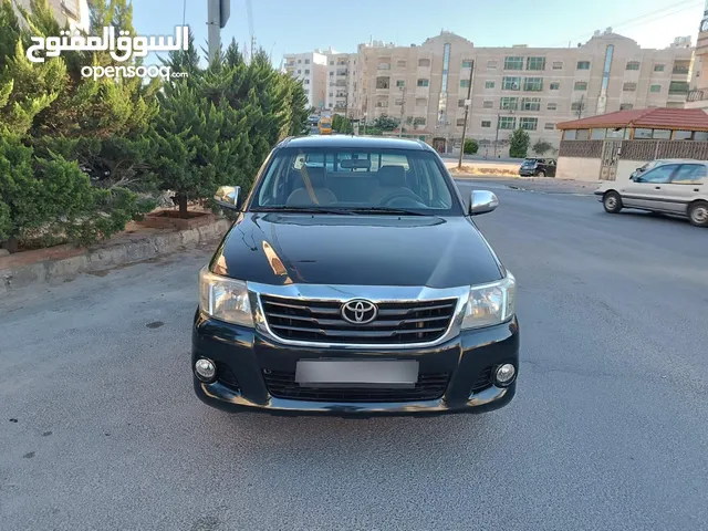 Used Toyota Hilux in Amman