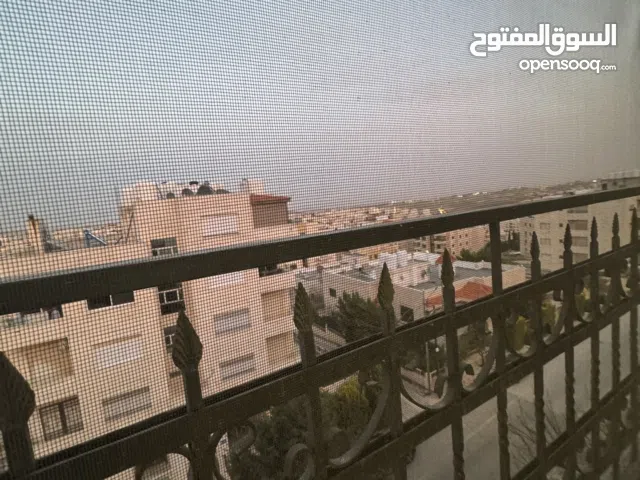 روف 65 م في ضاحية الرشيد للإيجار