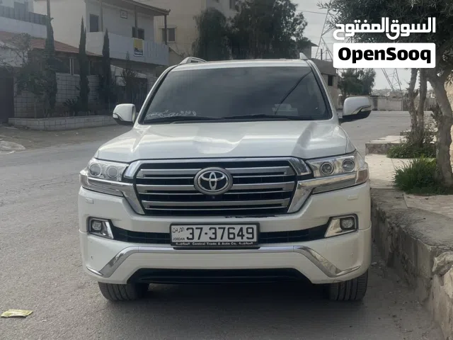 2016 Toyota Land Cruiser VXR