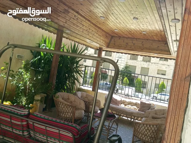 300 m2 3 Bedrooms Apartments for Sale in Amman Daheit Al Rasheed