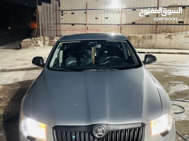 Skoda superb 2011