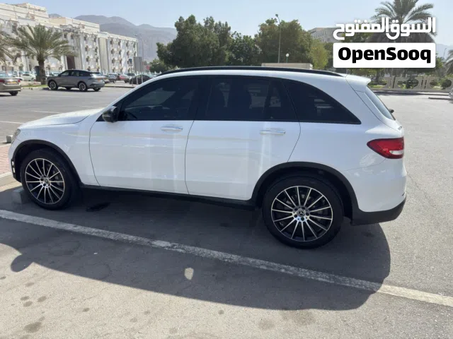 2018 Mercedes Benz GLC 300 SUV with Premium Features. Selling Urgent