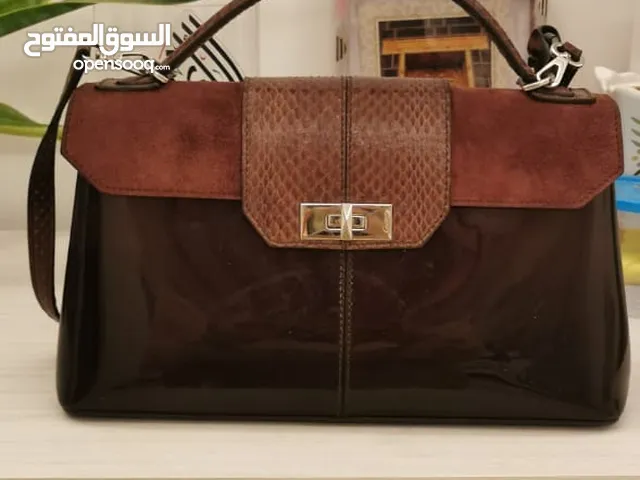 Burgundy Other for sale  in Abu Dhabi