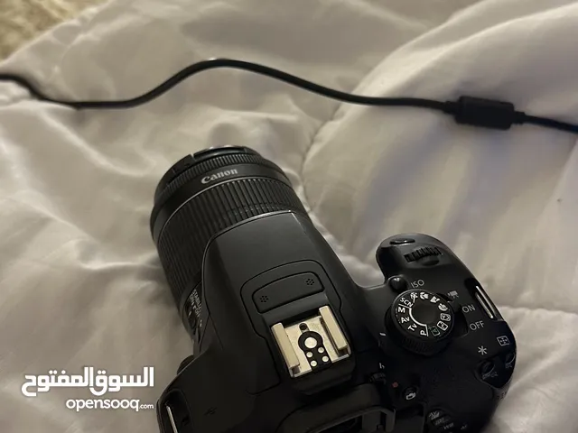 Canon700d مع عدستين وكامل الملحقات