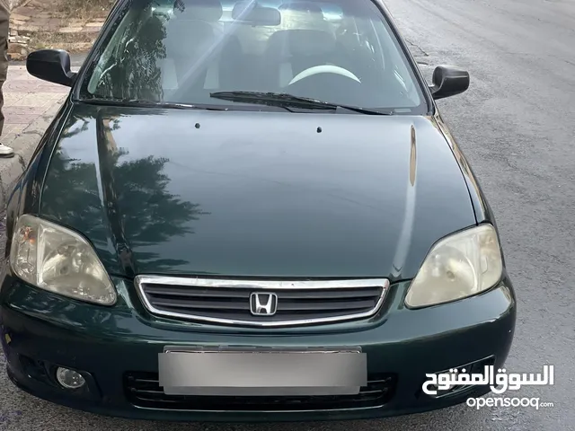 هوندا سيفيك 4 جيد مالك اول 99 فل ما عدا الجير و الفتحة