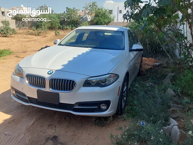 BMW 528i feslift2016 الوصف تحت