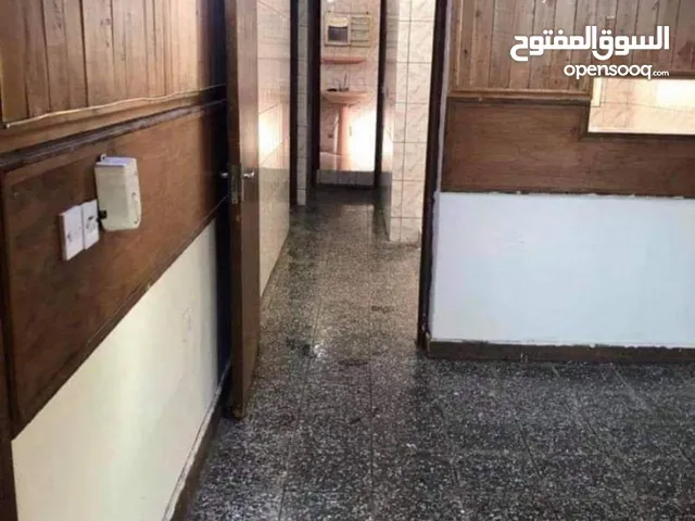 130 m2 2 Bedrooms Apartments for Rent in Baghdad Hettin