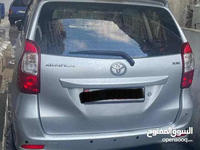 للبيع تيوتا أفانزا خارقة النظافة