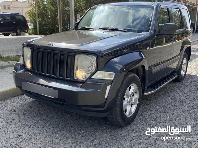 Used Jeep Grand Cherokee in Al Jahra