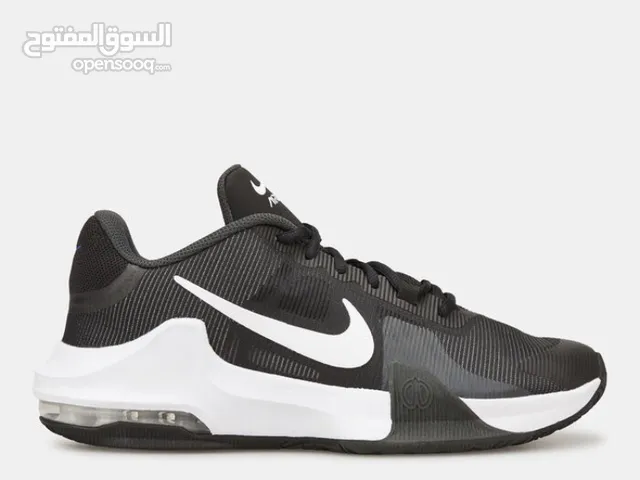 Nike Sport Shoes in Hawally