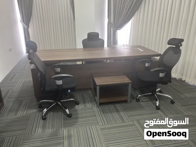 Large size manager table