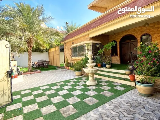 0m2 5 Bedrooms Villa for Sale in Northern Governorate Madinat Hamad