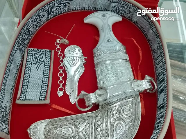 خنجر عماني فضة 122جديد ومعه هدية عصا عتم