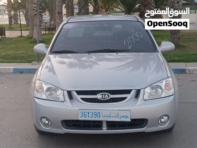 2006 كيا سيراتو LX