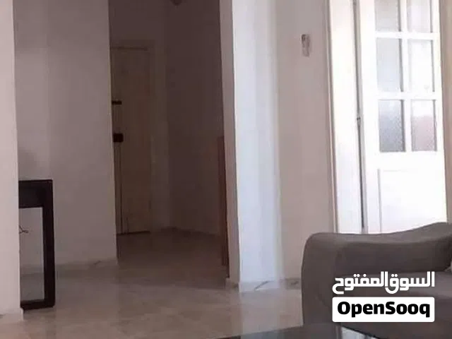 شقة سكنية هادئة و قرب الخدمات و المواصلات