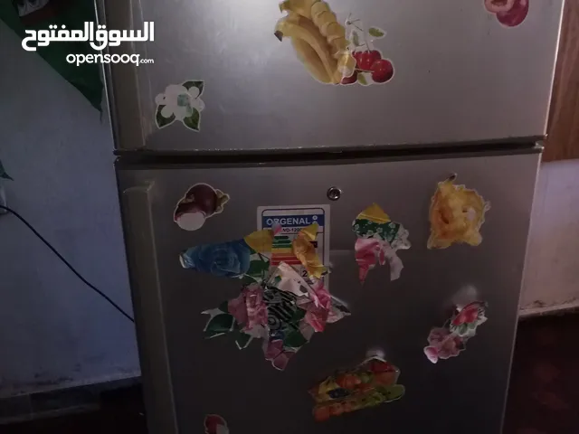 ثلاجة للبيع