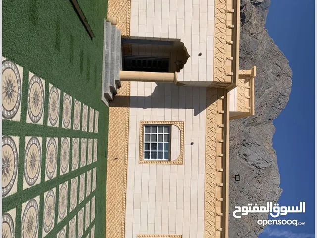 203 m2 3 Bedrooms Townhouse for Sale in Al Dakhiliya Sumail