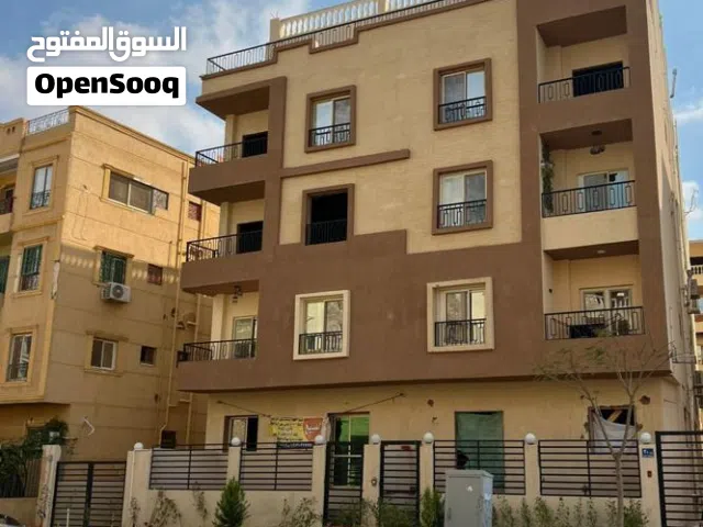 للبيع شقه بمدينه الشروق استلام فوري متشطبه بالكامل تشطيب الترا سوبر لوكس