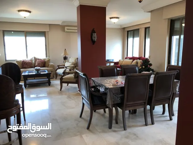 300 m2 3 Bedrooms Apartments for Rent in Amman Al Rawnaq