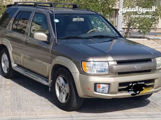 Used Infiniti QX4 in Central Governorate