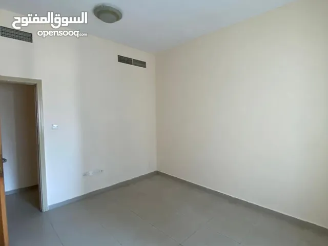 2200 ft 2 Bedrooms Apartments for Rent in Sharjah Al Khan