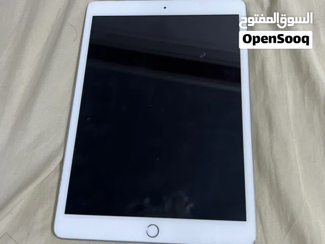 Apple iPad 8 128 GB in Basra