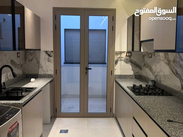 160 m2 3 Bedrooms Apartments for Rent in Tripoli Al-Hashan