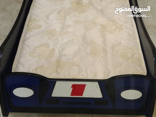 سرير اطفال