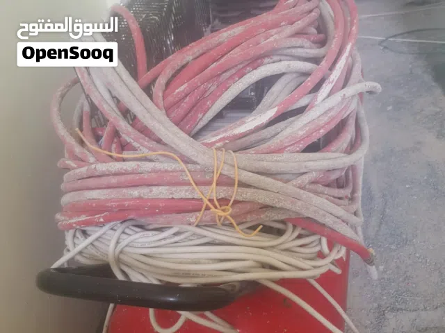 كمبروسر 200 ليتر مع 40 متر هوز مع الفاتورة استخدام بسيط جيدا