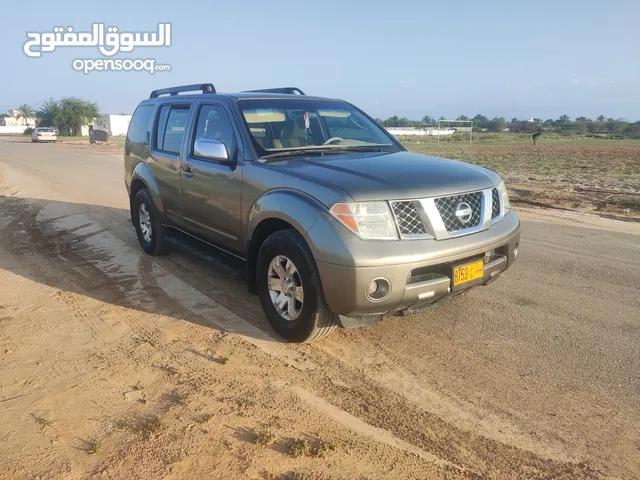 Used Nissan Pathfinder in Al Batinah