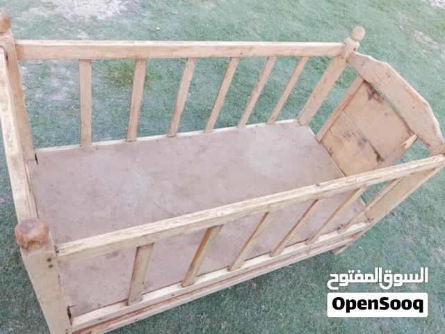 سرير للاطفال