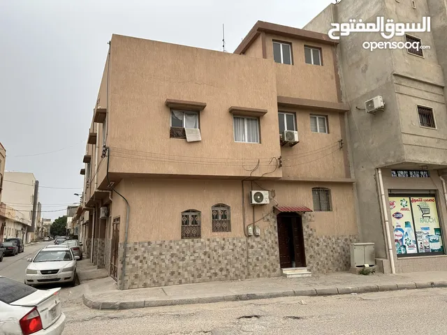 157 m2 More than 6 bedrooms Townhouse for Sale in Tripoli Gorje