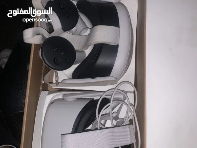 Meta quest 3 and Meta quest 2