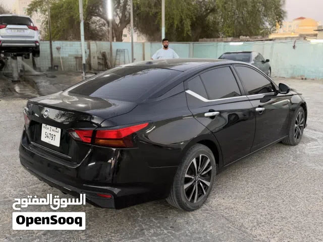 2019 نيسان التيما SV