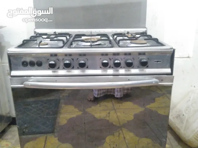 فرن خمس عيون نضيف شعله زرقاء شبه نضيف بسعر90الف