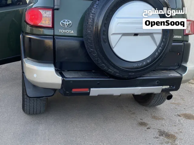 تيوتا اف جي 2011 محليه