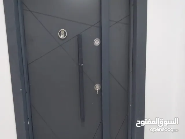 170 m2 4 Bedrooms Apartments for Rent in Tripoli Souq Al-Juma'a