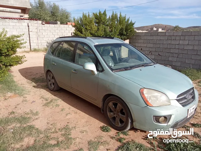 Used Kia Rondo in Qasr Al-Akhiar